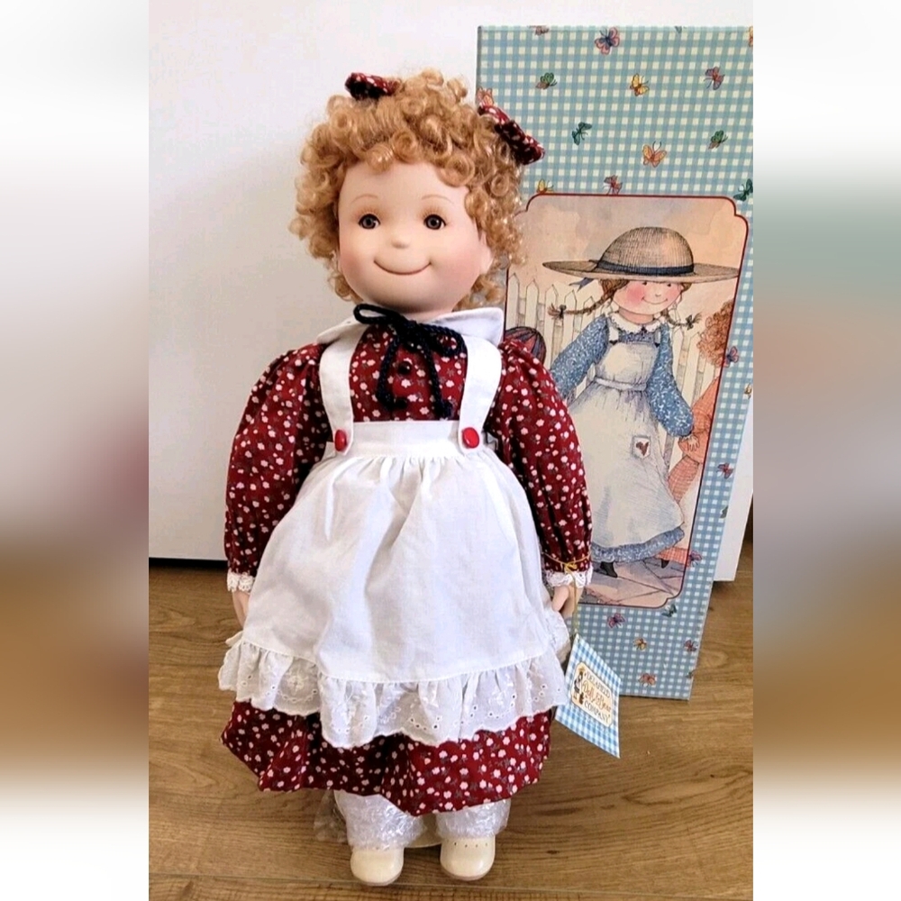 Delafield Doll & Bear Company LIZZIE 16" Porcelain Doll By Sherri Buck